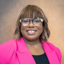 Yveline Delma, Vice-présidente